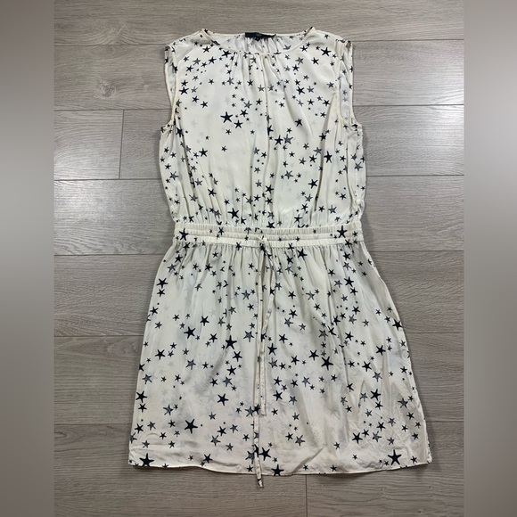 Tibi Silk Starfish Novelty Print Cream Sleeveless Dress - Picture 2 of 10